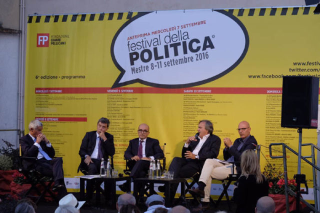 inaugurato-a-mestre-il-festival-della-politica