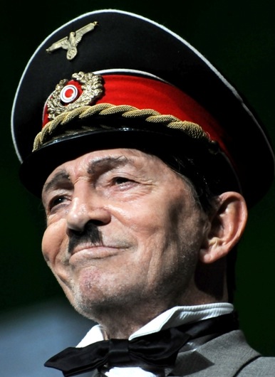 La-resistibile-ascesa-di-Arturo-Ui-Umberto-Orsini